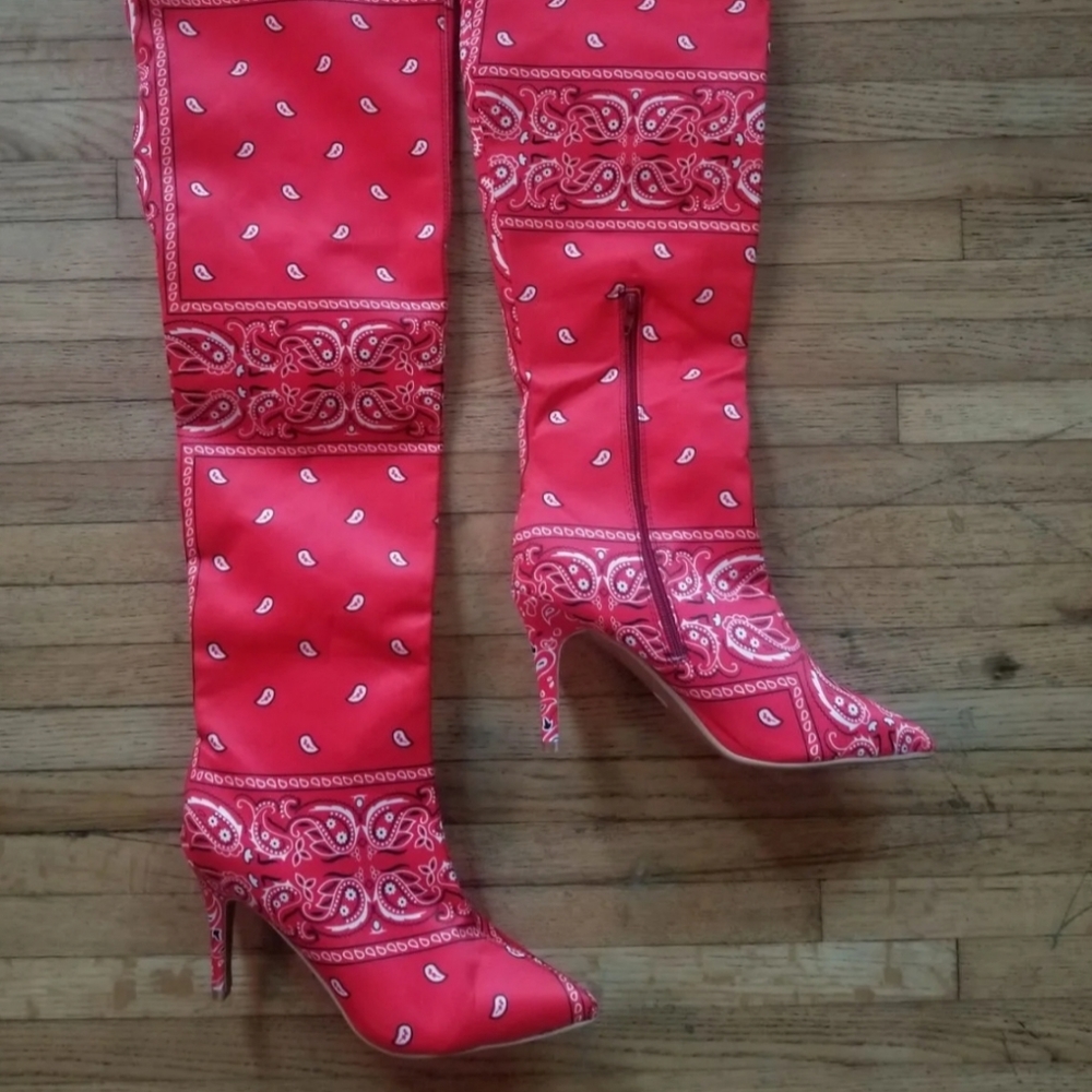 Thigh-high Bandana Boots